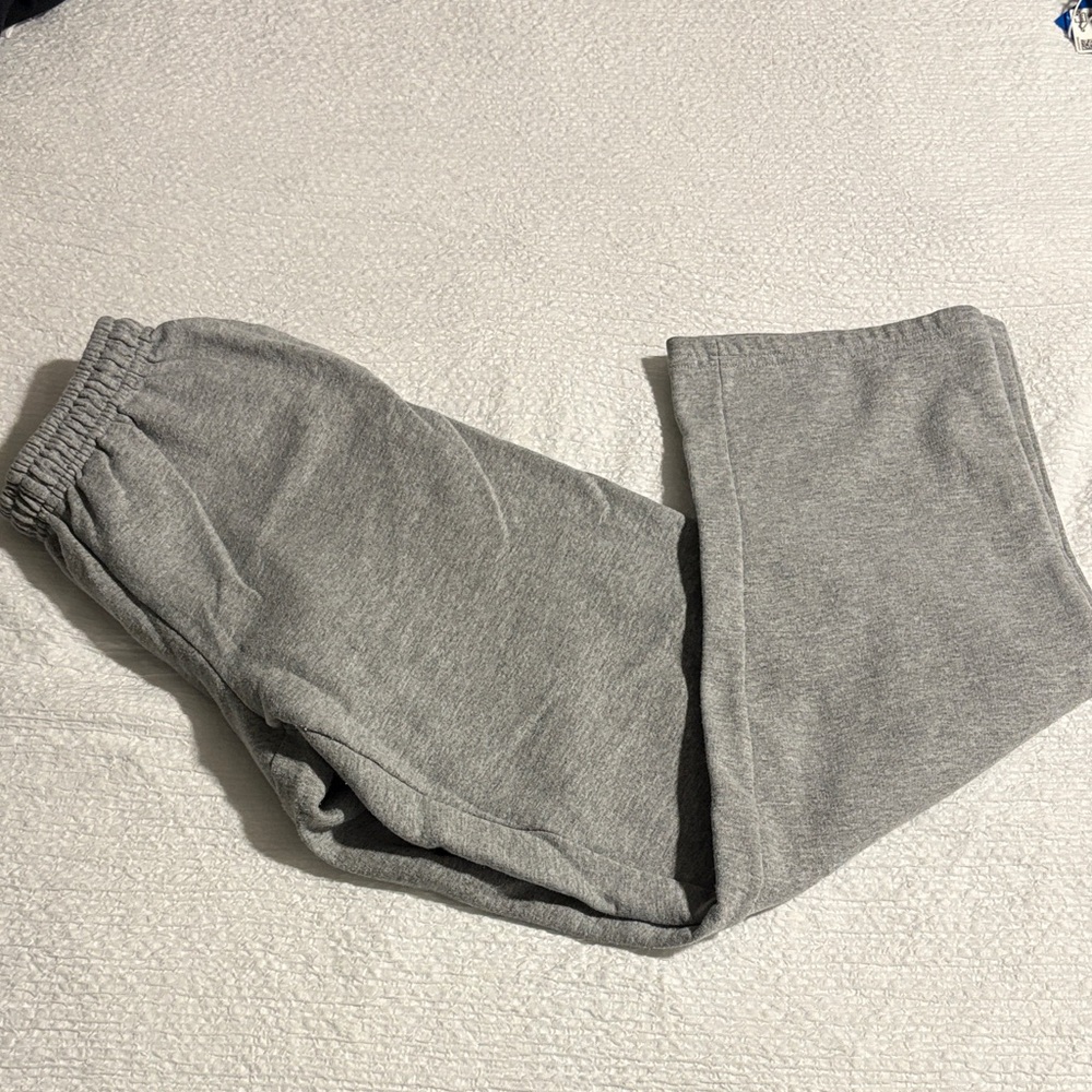 Mens Gildan sweats
